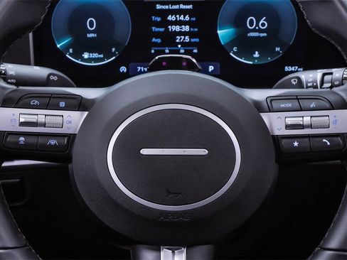 Used 2025 Hyundai Tucson SEL image 21