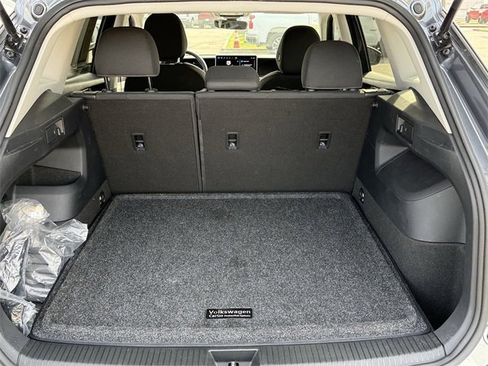 Used 2025 Volkswagen Tiguan S image 23
