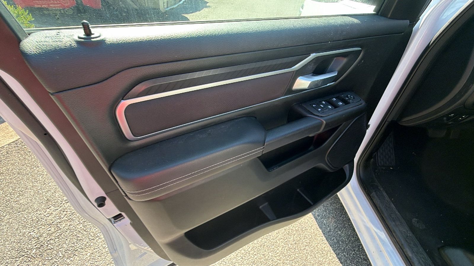 Used 2025 RAM 1500 Big Horn AWD/4WD image 14