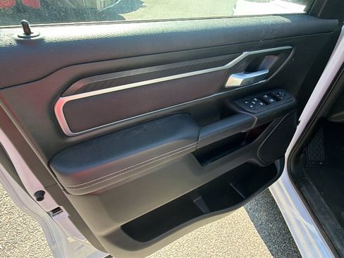 Used 2025 RAM 1500 Big Horn AWD/4WD image 14