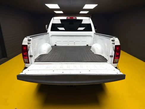 Used 2017 RAM 2500 Tradesman w/ Chrome Appearance Group image 14