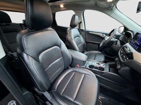 Used 2021 Ford Escape SEL image 15