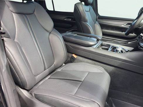 New 2026 Jeep Grand Wagoneer Limited AWD/4WD image 21