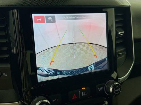 New 2026 RAM 1500 Express AWD/4WD image 13