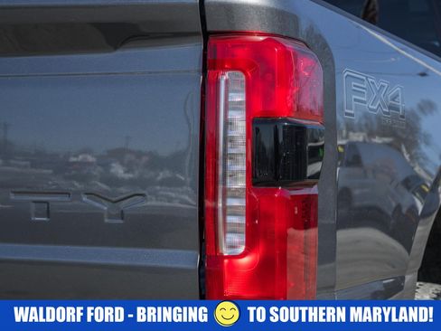 Used 2025 Ford F250 Lariat w/ Lariat Ultimate Package image 8