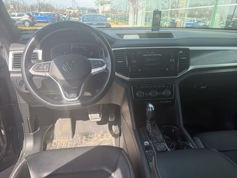 Used 2022 Volkswagen Atlas Cross Sport SEL Premium R-Line image 9