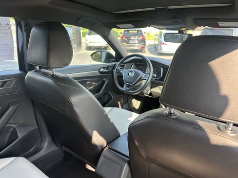 Used 2019 Volkswagen Jetta R-Line FWD image 13