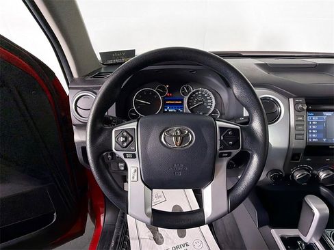 Used 2017 Toyota Tundra SR5 image 11
