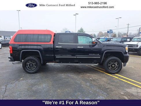 Used 2015 GMC Sierra 3500 Denali image 6