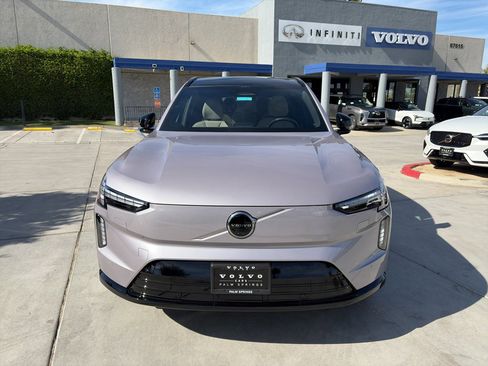 New 2026 Volvo EX90 Plus image 2