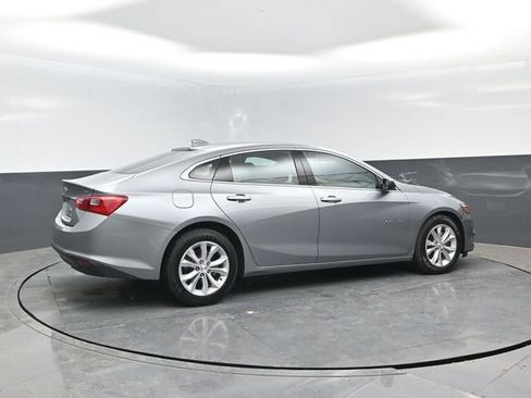Used 2024 Chevrolet Malibu LT FWD image 3