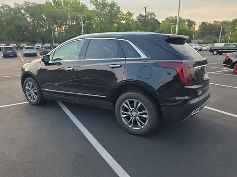 Used 2021 Cadillac XT5 Premium Luxury AWD/4WD image 4