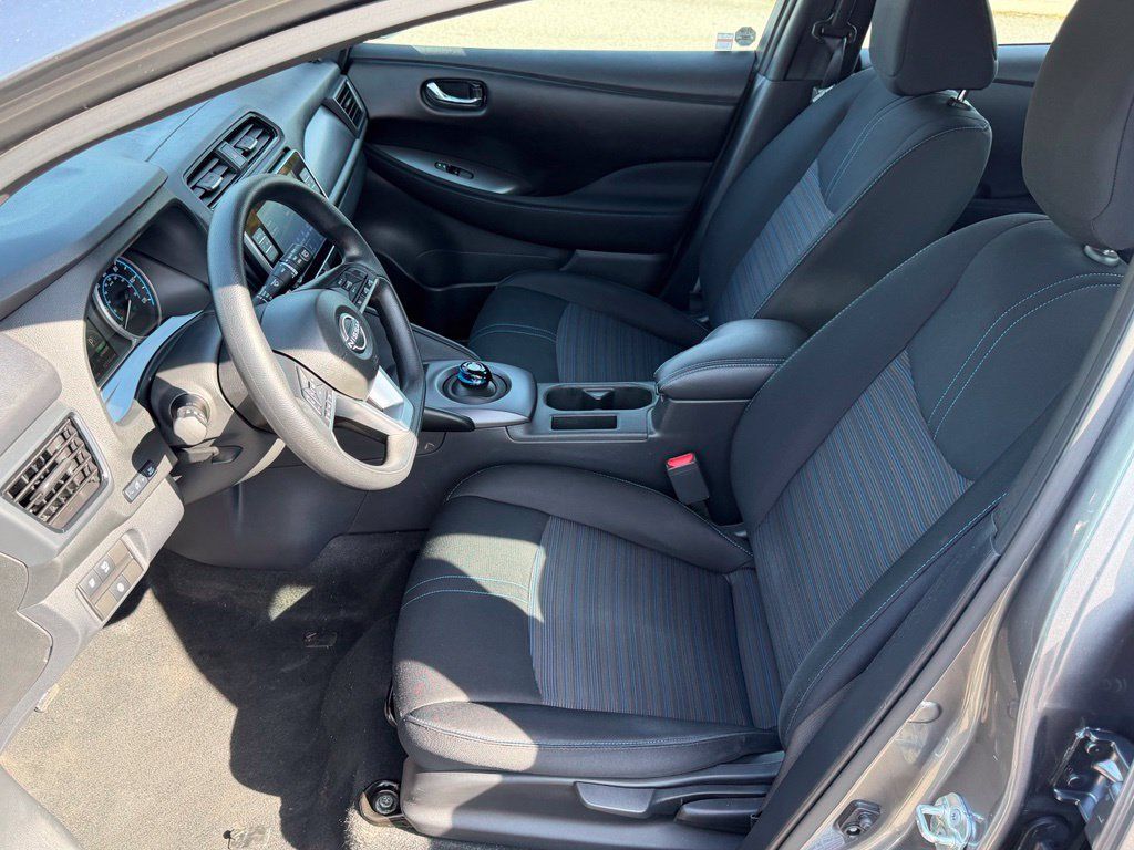 Used 2023 Nissan Leaf S FWD image 13