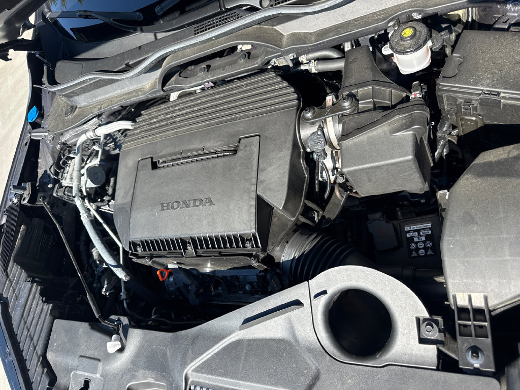 Certified 2025 Honda Pilot Touring image 36