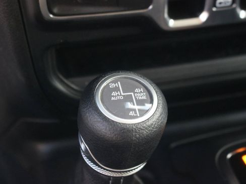 Used 2024 Jeep Wrangler Unlimited Sahara AWD/4WD image 26