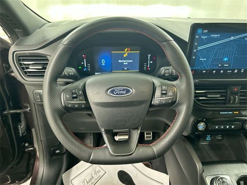 Used 2023 Ford Escape ST-Line w/ Tech Pack #1 image 4