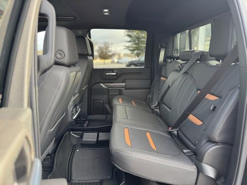 Used 2022 GMC Sierra 2500 AT4 w/ AT4 Premium Plus Package image 25