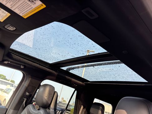 Certified 2023 Lincoln Navigator Reserve AWD/4WD image 25