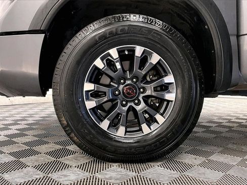 Used 2023 Nissan Titan PRO-4X image 8