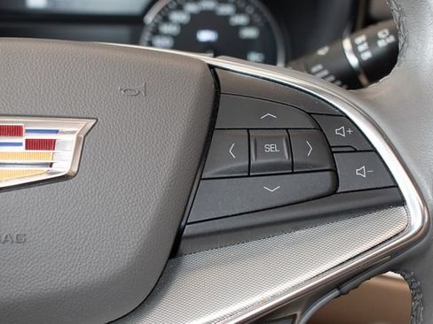 Used 2020 Cadillac XT5 Premium Luxury AWD/4WD image 25