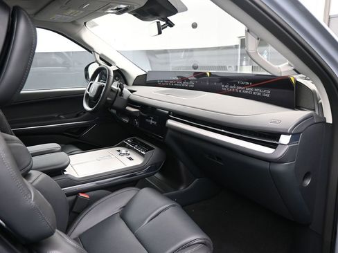 New 2025 Lincoln Navigator L Reserve image 14