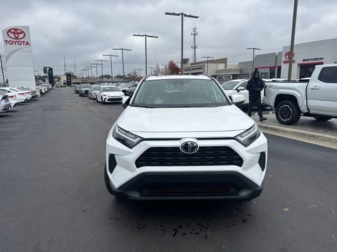 New 2025 Toyota RAV4 XLE image 8