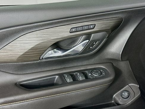 Used 2020 GMC Terrain SLT w/ Preferred Package FWD image 26