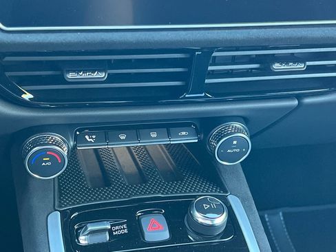 New 2025 Lotus Emira image 18