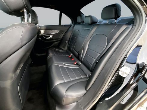 Used 2015 Mercedes-Benz C 300 4MATIC Sedan image 21