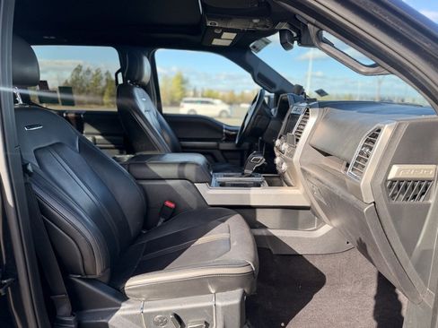 Used 2015 Ford F150 Platinum w/ Equipment Group 701A Luxury image 13