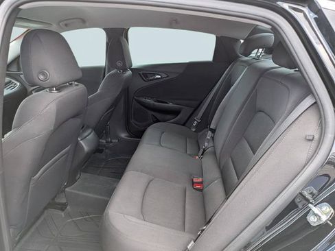 Used 2021 Chevrolet Malibu RS FWD image 12