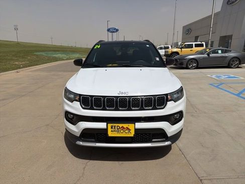 Used 2024 Jeep Compass Limited AWD/4WD image 7