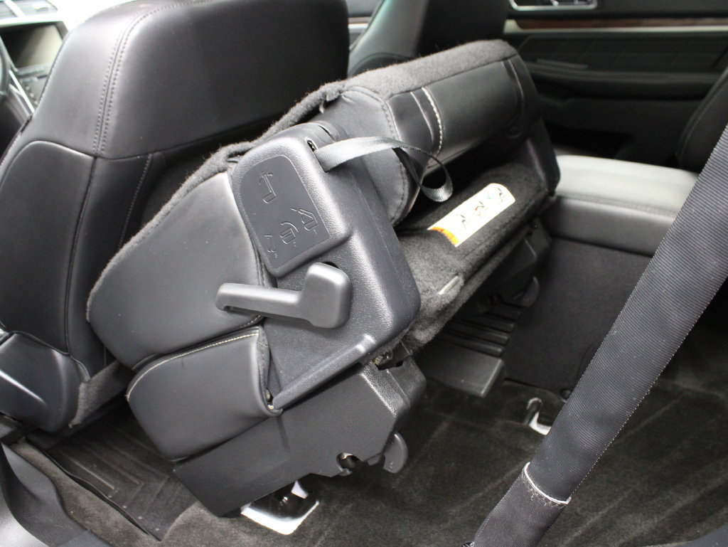 Used 2016 Ford Explorer Platinum AWD/4WD image 64