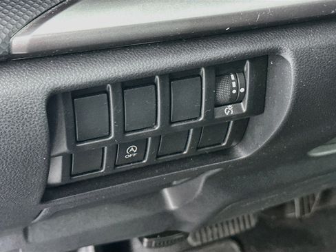 Used 2019 Subaru Forester Premium w/ All-Weather Package AWD/4WD image 16