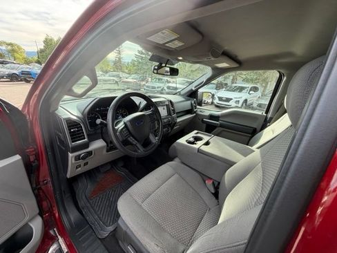 Used 2016 Ford F150 XLT w/ Equipment Group 302A Luxury AWD/4WD image 19