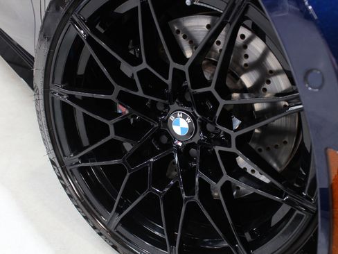 Used 2025 BMW M4 xDrive Competition AWD/4WD image 21