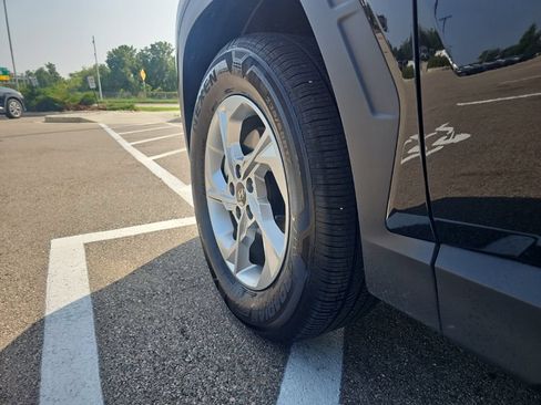Certified 2024 Hyundai Tucson SEL AWD/4WD image 42