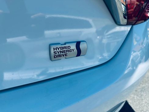 Used 2015 Toyota Camry LE image 13