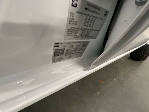 Used 2024 Chevrolet Silverado 1500 Custom Trail Boss image 32