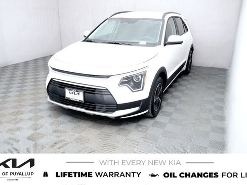 New 2026 Kia Niro LX FWD image 1