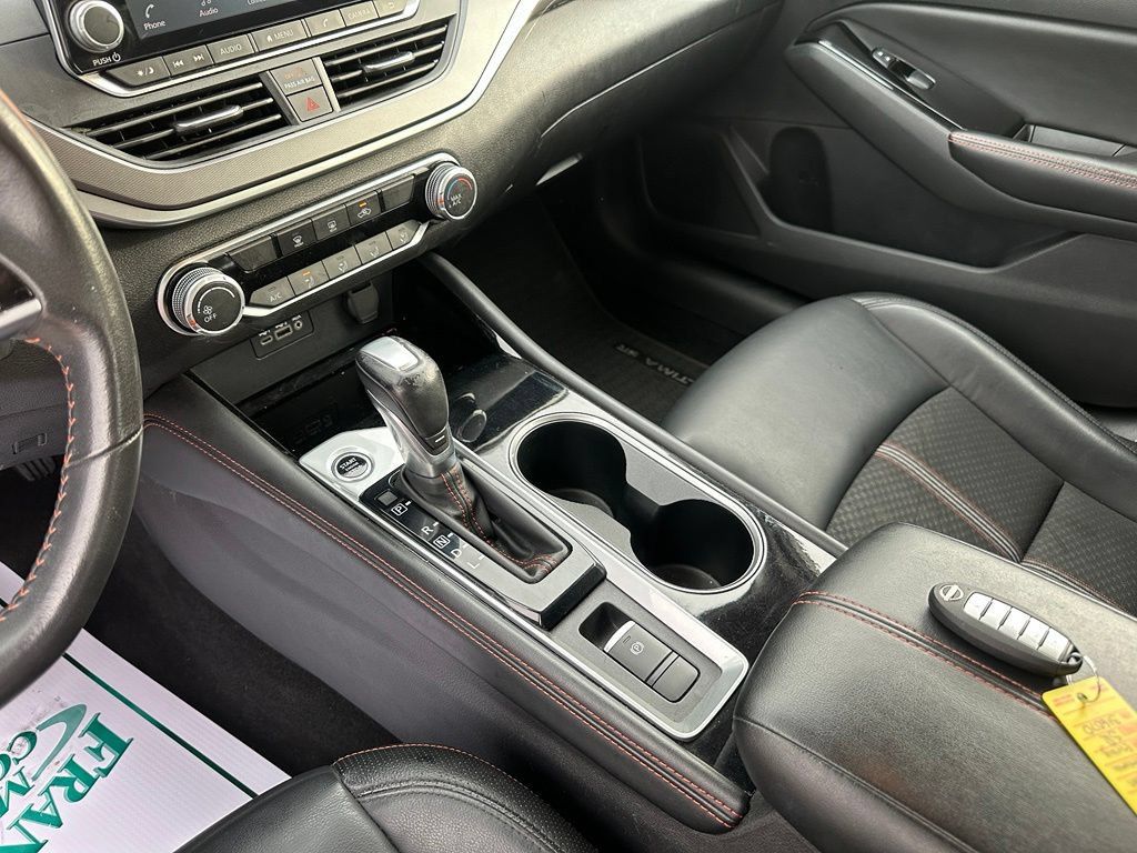 Used 2024 Nissan Altima 2.5 SR AWD/4WD image 19