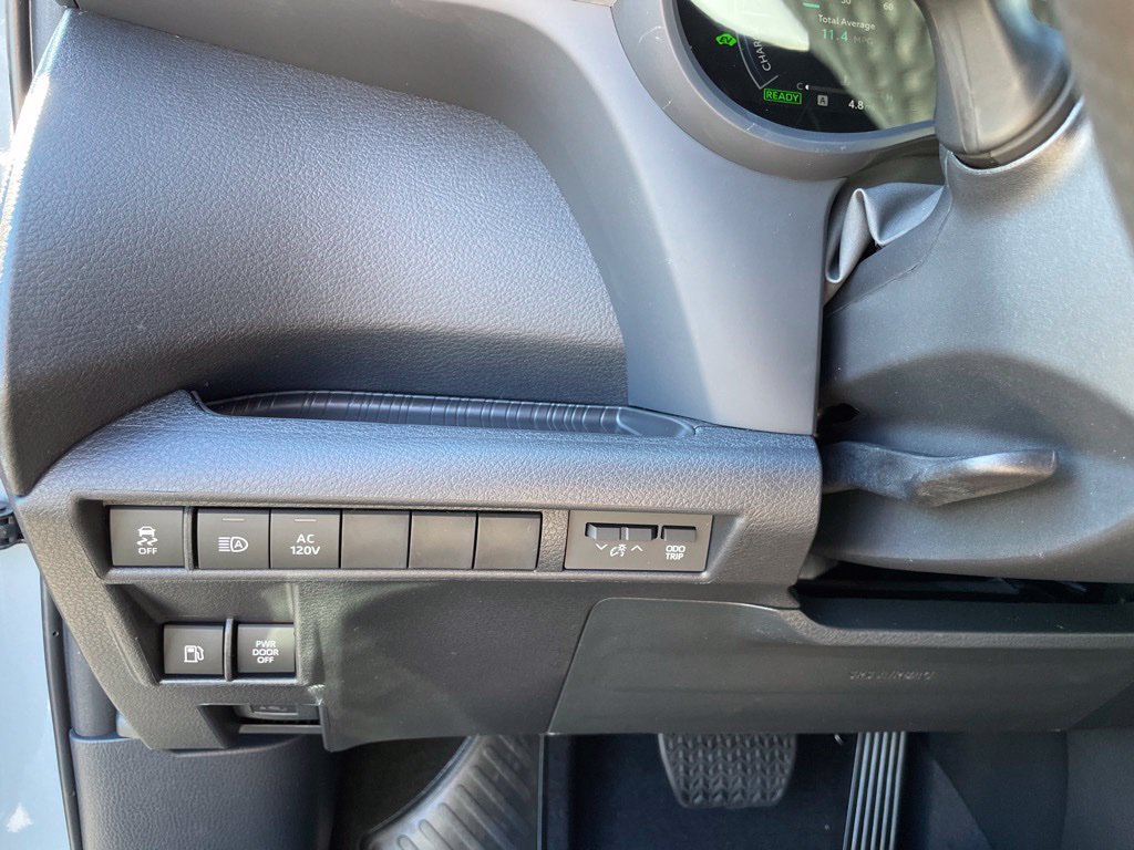 New 2026 Toyota Sienna XLE Woodland Edition AWD/4WD image 16