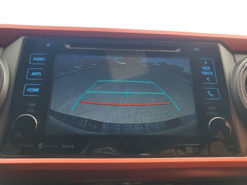 Used 2016 Toyota Tacoma 2WD Double Cab image 26