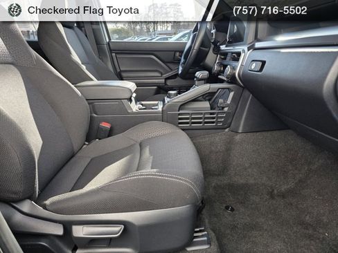 Used 2025 Toyota 4Runner SR5 image 41