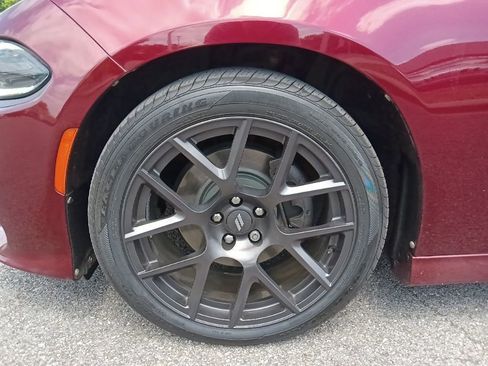 Used 2018 Dodge Charger R/T RWD image 10