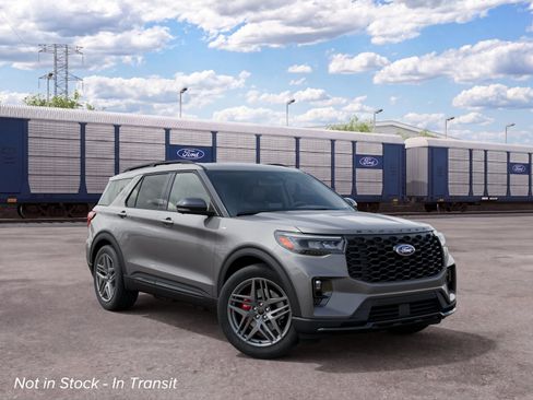 New 2027 Ford Explorer ST-Line AWD/4WD image 4