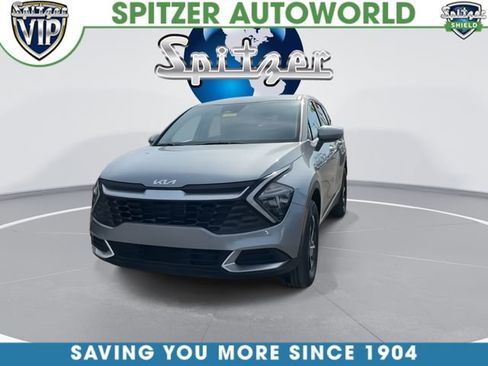 Certified 2023 Kia Sportage LX image 3