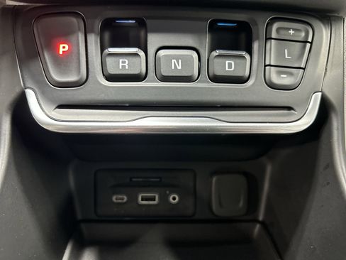 Certified 2021 GMC Terrain SLT w/ Infotainment Package II AWD/4WD image 17