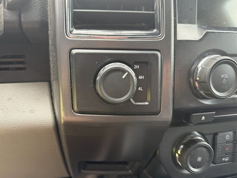 Used 2017 Ford F150 XLT w/ Equipment Group 301A Mid AWD/4WD image 15