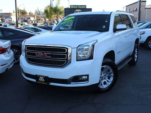 Used 2016 GMC Yukon SLE image 40